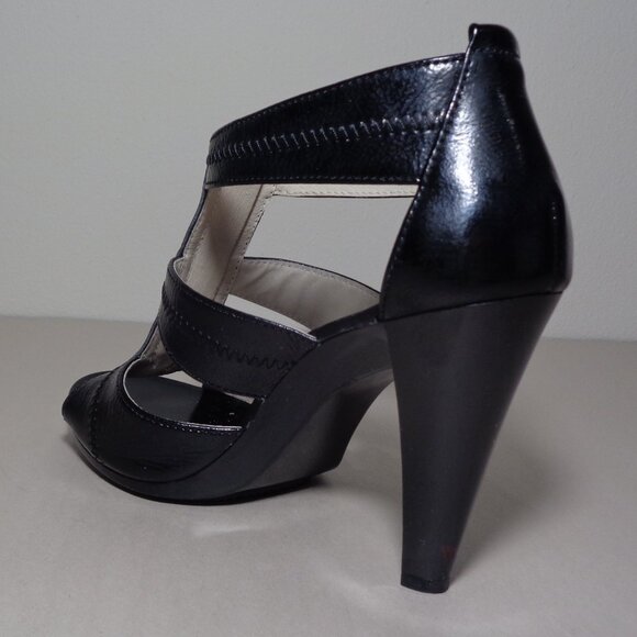Michael Kors Size 6.5 M / Black / Leather / Heeled Sandals Women's Shoes - Picture 9 of 16